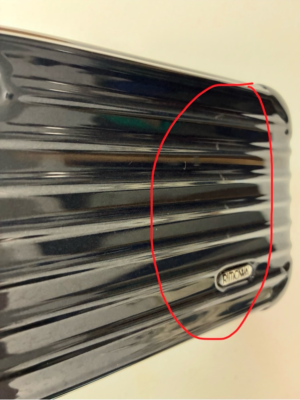 Lufthansa Rimowa X First Class Travel Amenity Kit Hard Case Limited Edition - Picture 8 of 8
